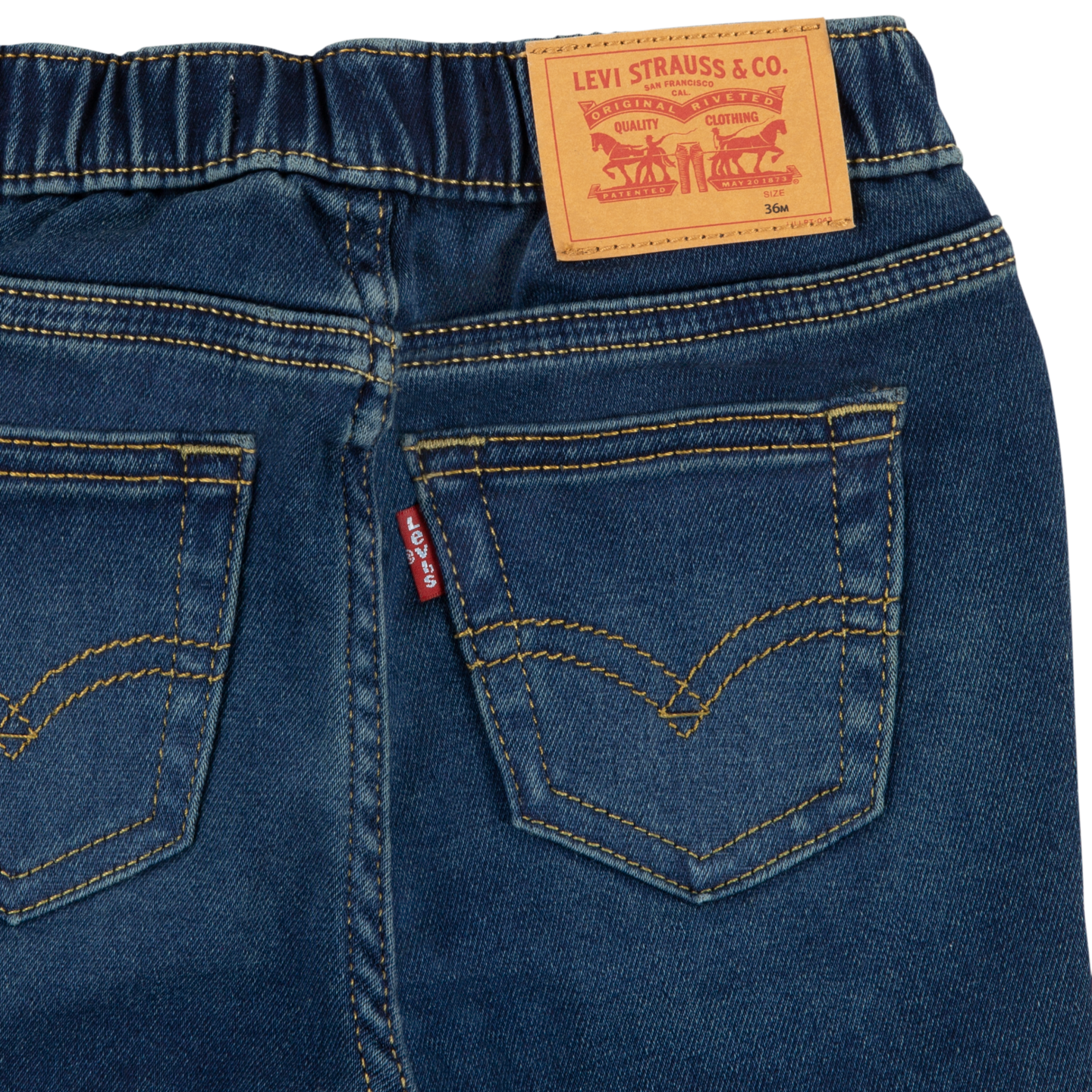 Levi's Skinny Taper Pull on Pants