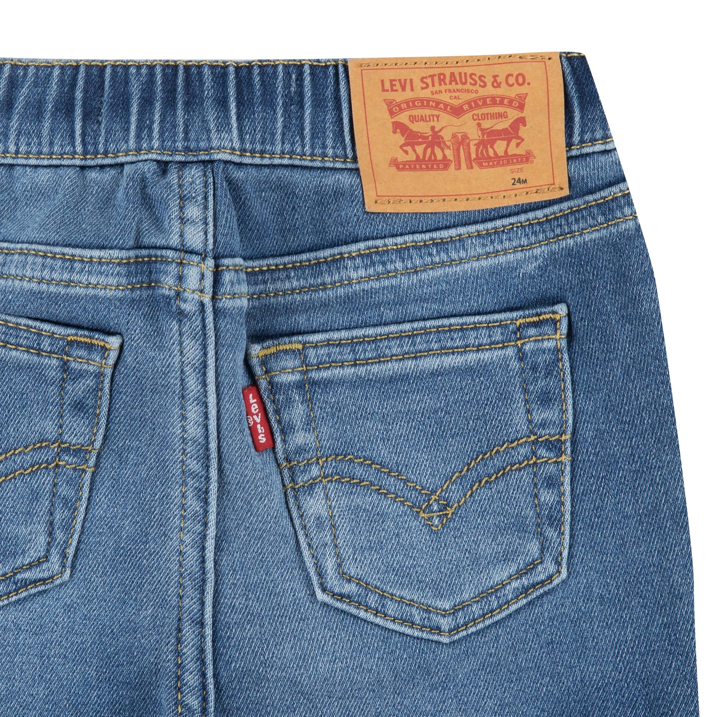 Levi's Skinny Pull on Pants